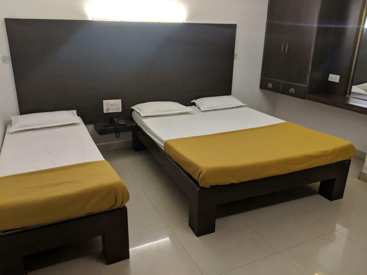 Hotel Aashraya Mysore Exterior foto